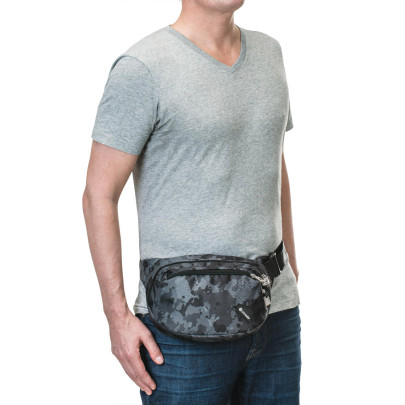 Pacsafe Vibe 100 - jet black