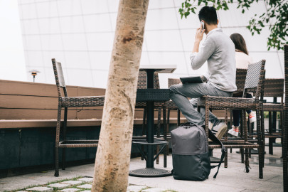 batoh Pacsafe INTASAFE X 15" LAPTOP BACKPACK