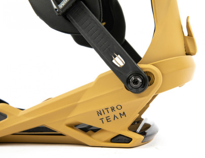 Snowboardové vázání Nitro Team