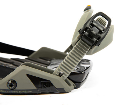 snowboardové vázání Nitro Phantom Carver