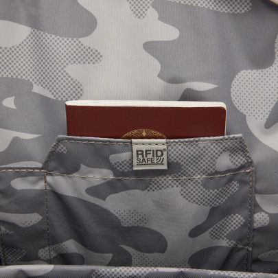 Batoh Pacsafe Go 25L Backpack