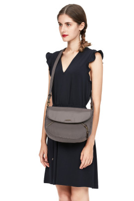 Kabelka Pacsafe Stylesafe Crossbody