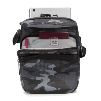 Taška Pacsafe Metrosafe X Compact Crossbody